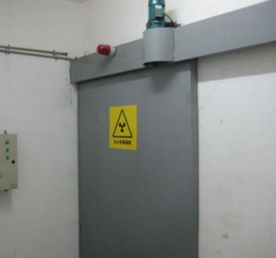铅门